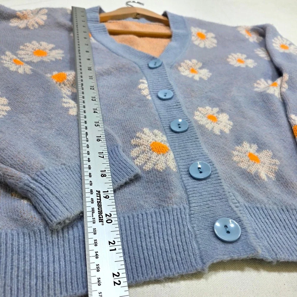 H&M Cardigan Women Large Blue Daisy Floral Roomy V-Neck Knit Button Up Sweater